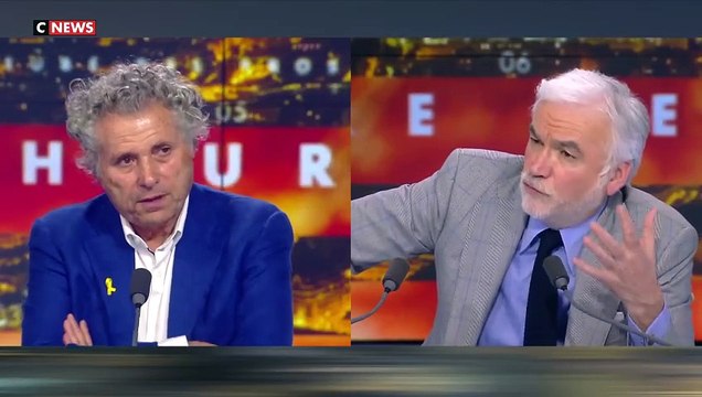Je quitte une certaine famille : Pascal Praud a rendu hommage à Gilles-William Goldnadel, le chroniqueur profondément ému