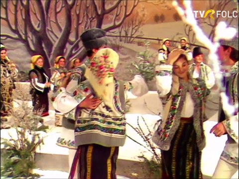 Matilda Pascal Cojocarita - Hai la joc, flacai si fete (Tezaur folcloric - arhiva TVR)
