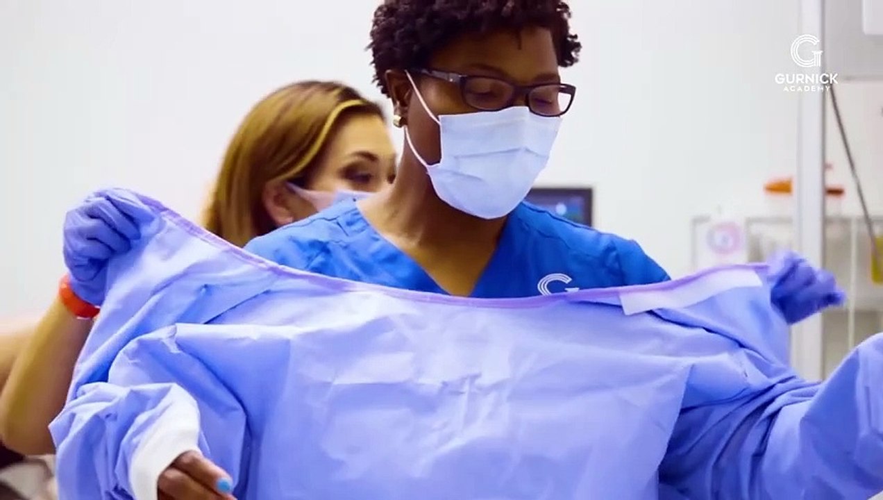 Victoria Gives Birth - Childbirth, Labor, and Delivery Simulation