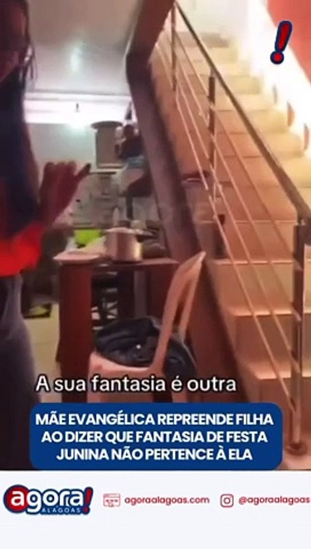MÃE EVANGÉLICA REPREENDE FILHA