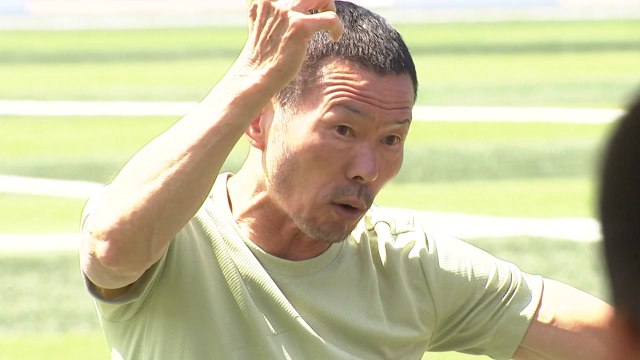 손흥민 父 손웅정, 유소년 선수 체벌...아동 학대 혐의 피소 / YTN