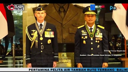 Kasau Berikan Tanda Kehormatan kepada CAF RAAF di Mabesau