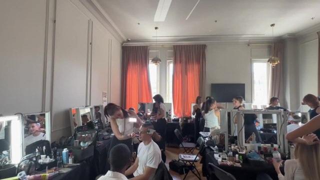 GALA BACKSTAGE - Dans les coulisses du défilé Haute Charles de Vilmorin Automne-Hiver 2024-2025