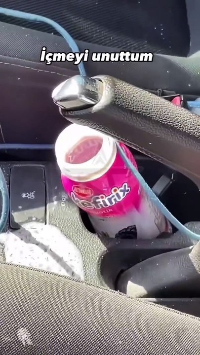 Kefir severler dikkat! Arabasında kefir unuttuğuna bin pişman oldu