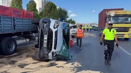 TEM Otoyolu'nda 15 araçlı zincirleme kaza! 5 yaralı