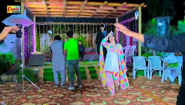 Yar Te Sharab Doven Meri Majboori Hy - Zoya Khan - Sharabi Song - Classic Studio