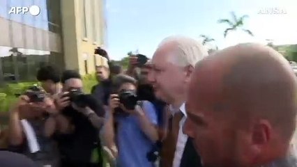 Assange e' un uomo libero