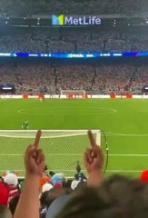 Emiliano Martínez: Goalkeeper Extraordinaire 🧤