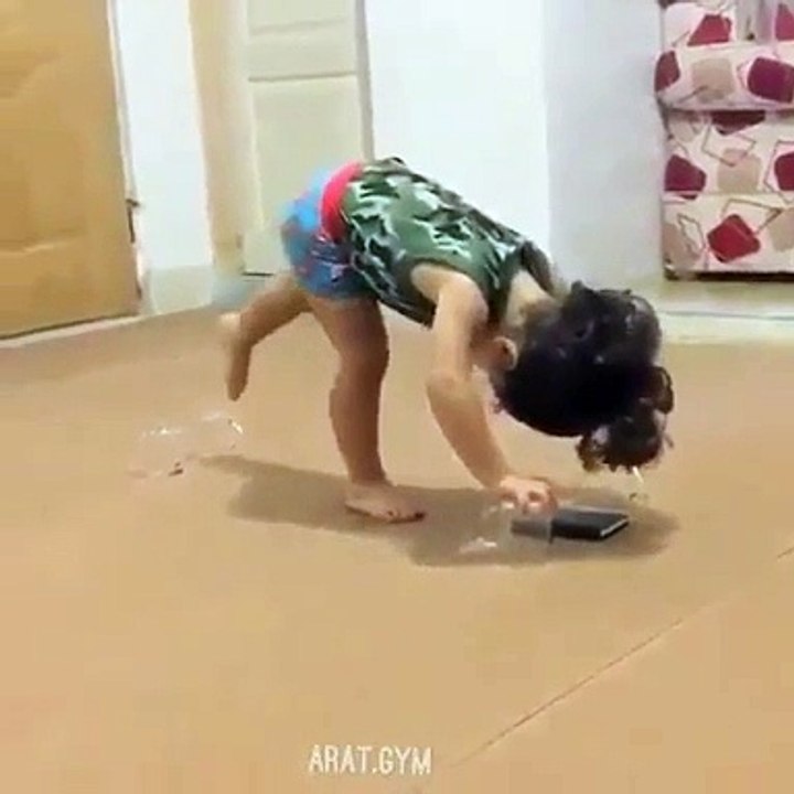 "Fit Life Daily: Your Path to Health and Wellness""اعتن بحياة صحية مع تمارين اللياقة اليومية التي تهدف إلى تعزيز صحتك ورفاهيتك. من التمارين القلبية إلى تدريب القوة ونصائح التغذية، نوفر كل ما تحتاجه لتحقيق أ"الحياة الصحية اليومية: طريقك إلى الصحة والعافية"