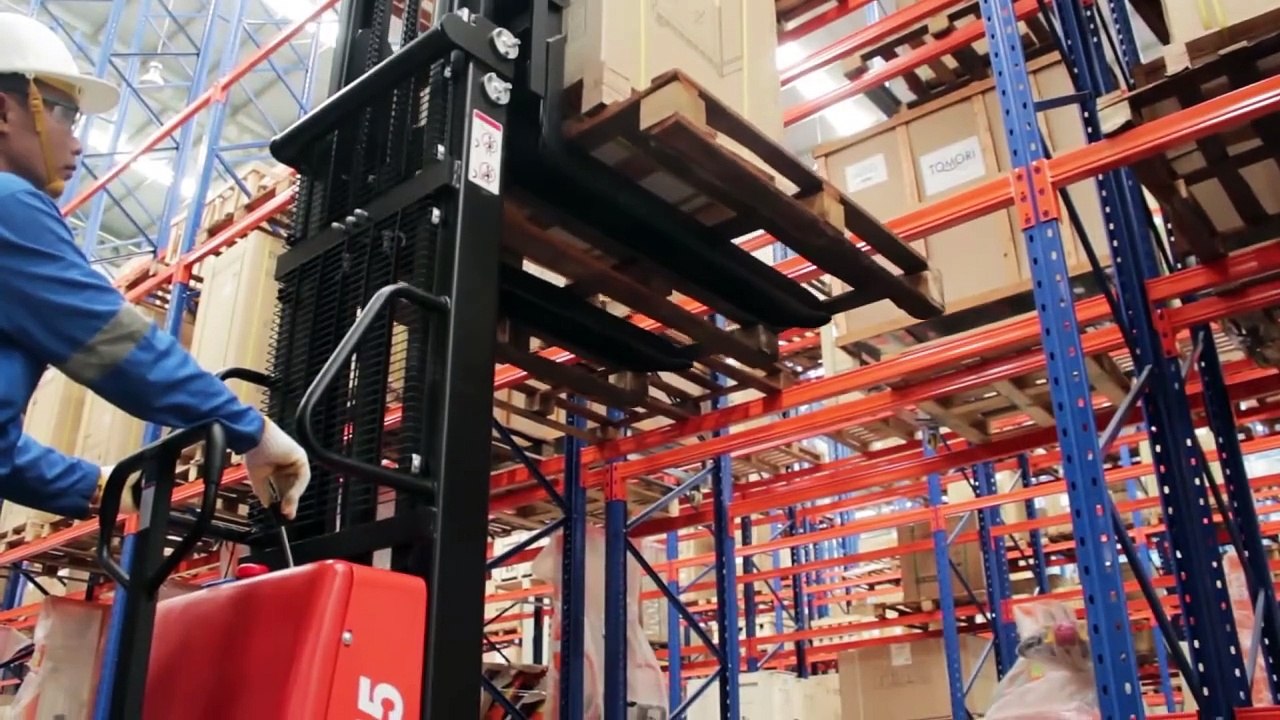 JUAL SEMI ELECTRIC STACKER DENGAN FORK YANG BISA DISESUAIKAN - KD15B - BM SHIGEMITSU