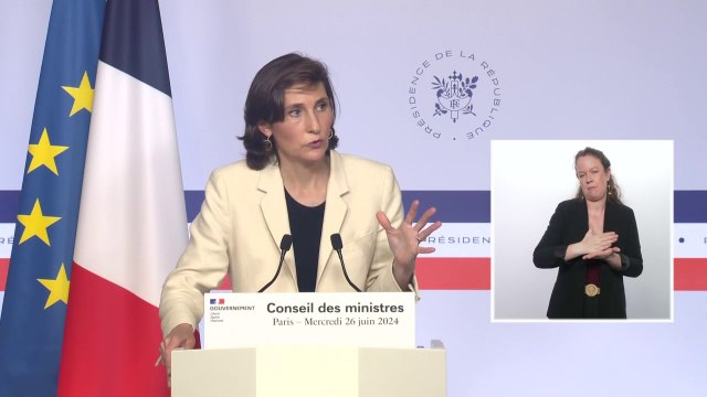 Il y a un ensemble de risques : Amélie Oudéa-Castéra évoque le pilotage des JO 2024 en plein climat d'incertitude politique