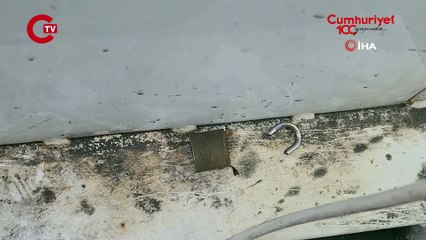 Oyun makinelerinin kilitlerini kırıp paraları çaldılar