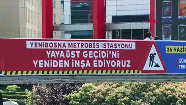 75 gün sürecek: Metrobüs durağında yenileme çalışması başladı