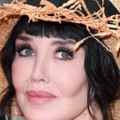 VOICI // Social - Anniversaire Isabelle Adjani (1)