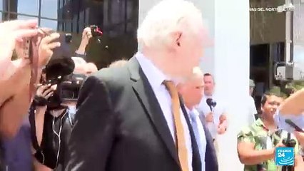 Assange regresa a Australia tras lograr acuerdo de culpabilidad con EE. UU.