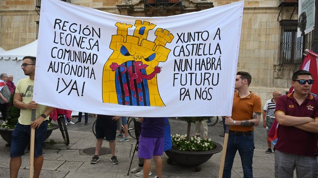 El PSOE da un empujón al proceso para separar a León, Zamora y Salamanca del resto de Castilla