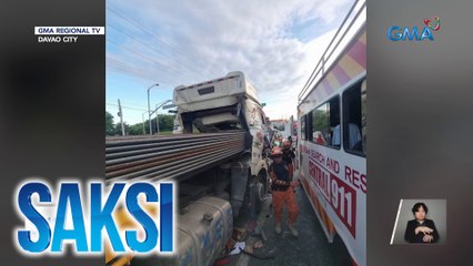 Driver at pahinante, patay matapos matusok ng kargang bakal ng truck | Saksi