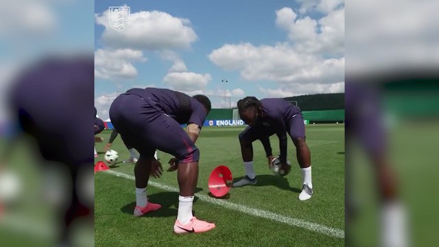 El divertido juego del entrenamiento de Inglaterra con el que los jugadores se lo pasan en grande