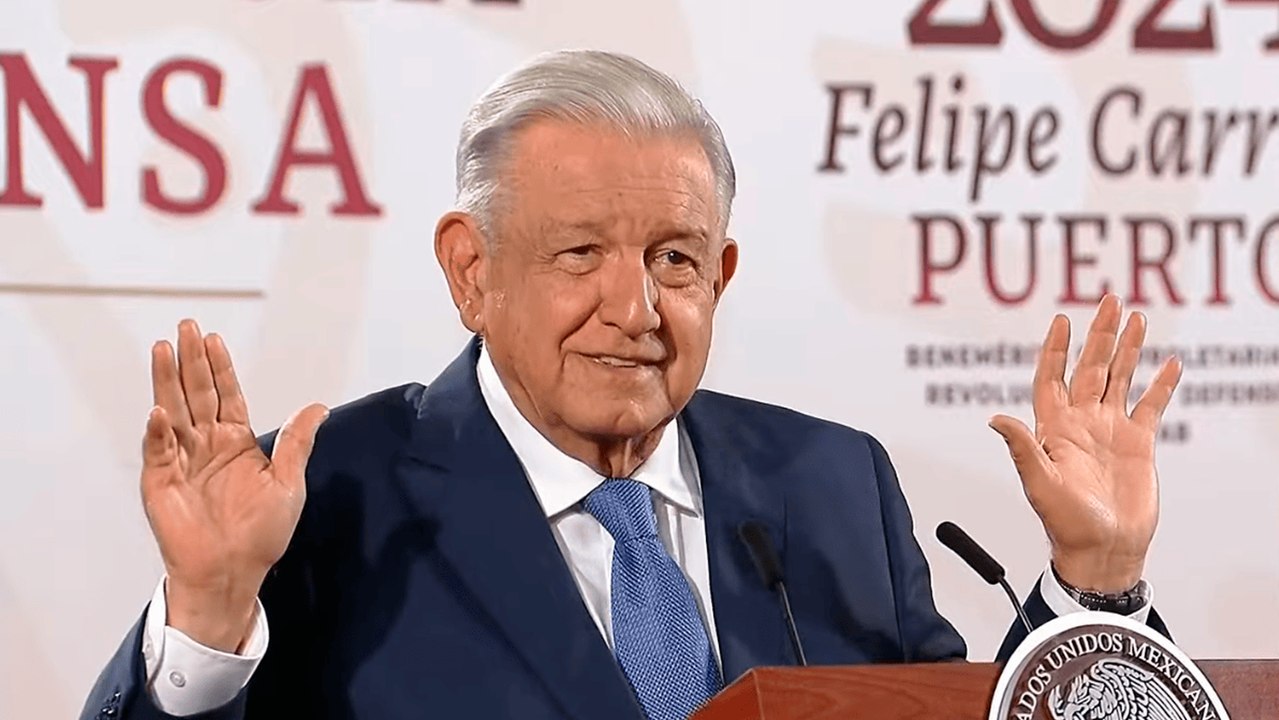 AMLO revela en 'La Mañanera' cómo será su vida al dejar la Presidencia: "Entrego la banda y me voy"