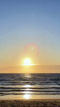 You will enjoy this beautiful sunset moment. March 28, 2023 @sunset @scenery_HD