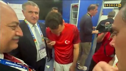 Cumhurbaşkanı Erdoğan'dan A Milli Futbol Takımı'na tebrik telefonu!