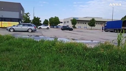 Bambina di 3 anni cade in un canale di scolo e muore