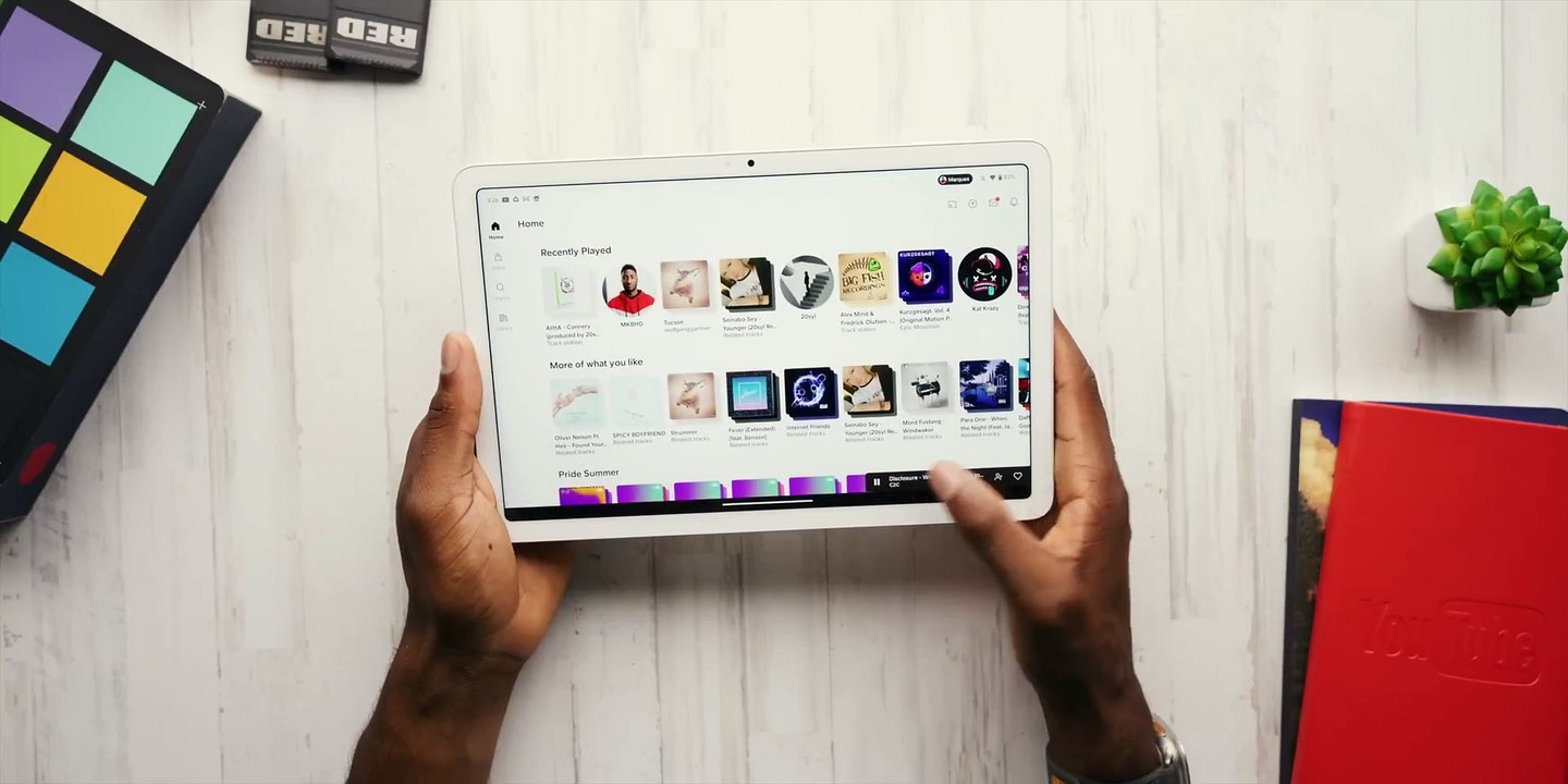 Pixel-Tablet-Review-Is-Google-Back-_6