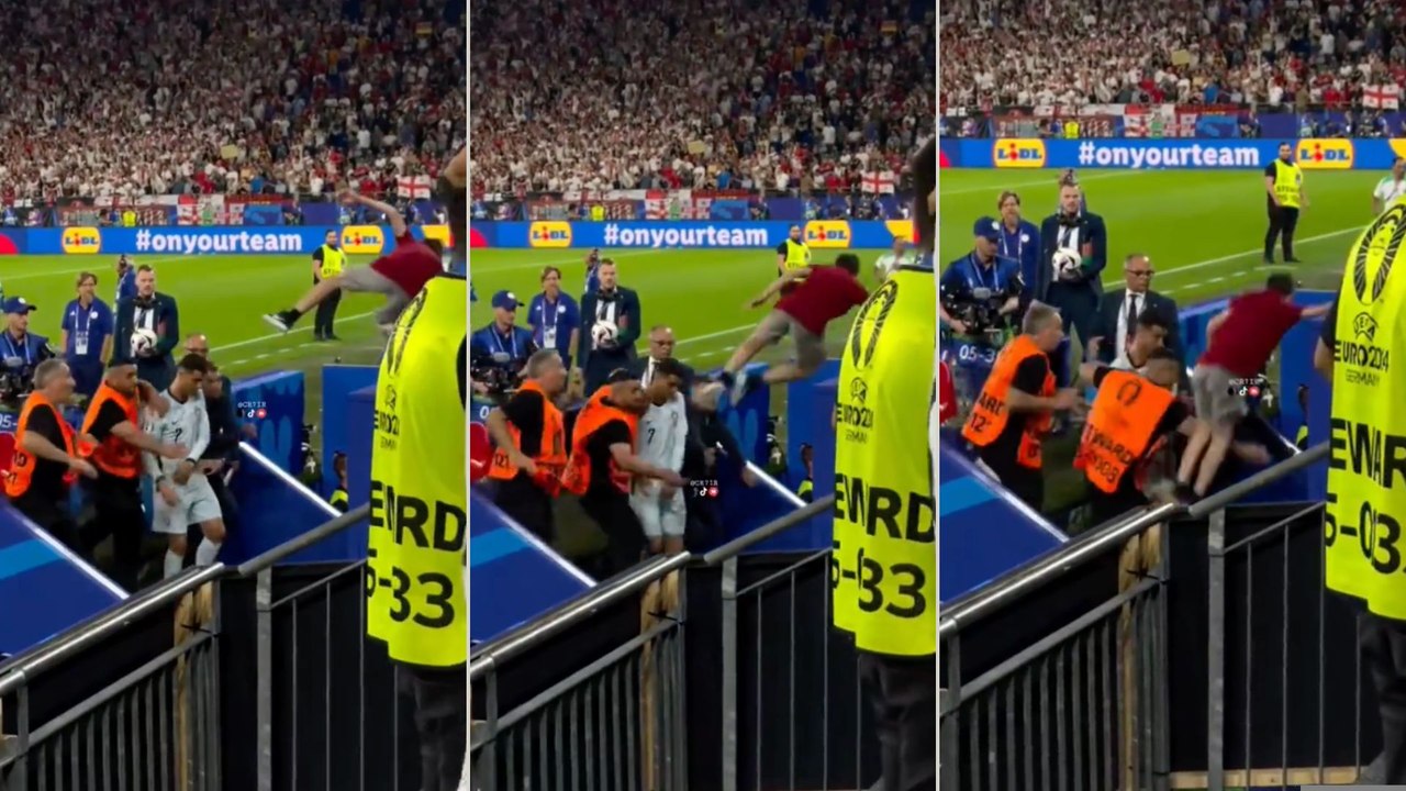 Kvaratskhelia swaps jerseys with Ronaldo after Georgia's shock victory over Portugal