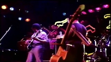 Turn Your Love Around [Live @ Montreaux 1986]