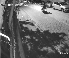 Motosikletli ayna hırsızı kamerada