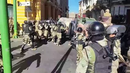 KACAU! Presiden Bentak Panglima, Kudeta Militer Serbu Istana