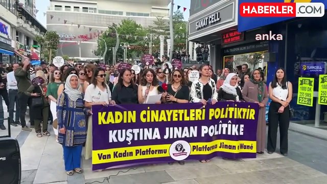 Van Kadın Platformu, artan kadın cinayetlerini protesto etti