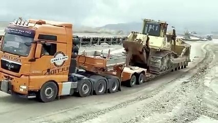 Longer Powerful Truck, Biggest Excavator, world powerful Dozers, And Excavator video