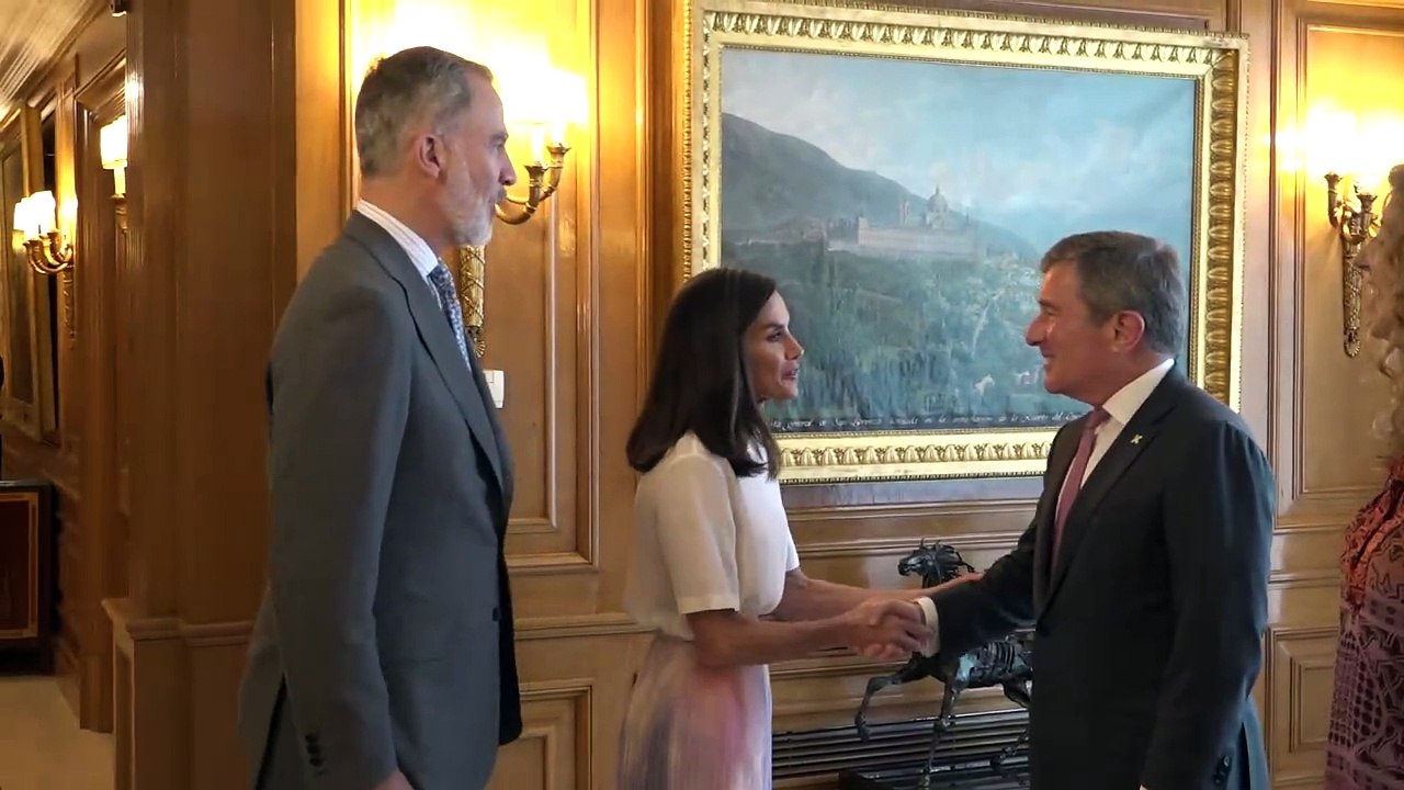 Felipe y Letizia muestran un rincón inédito de Zarzuela con un guiño muy especial a los reyes eméritos