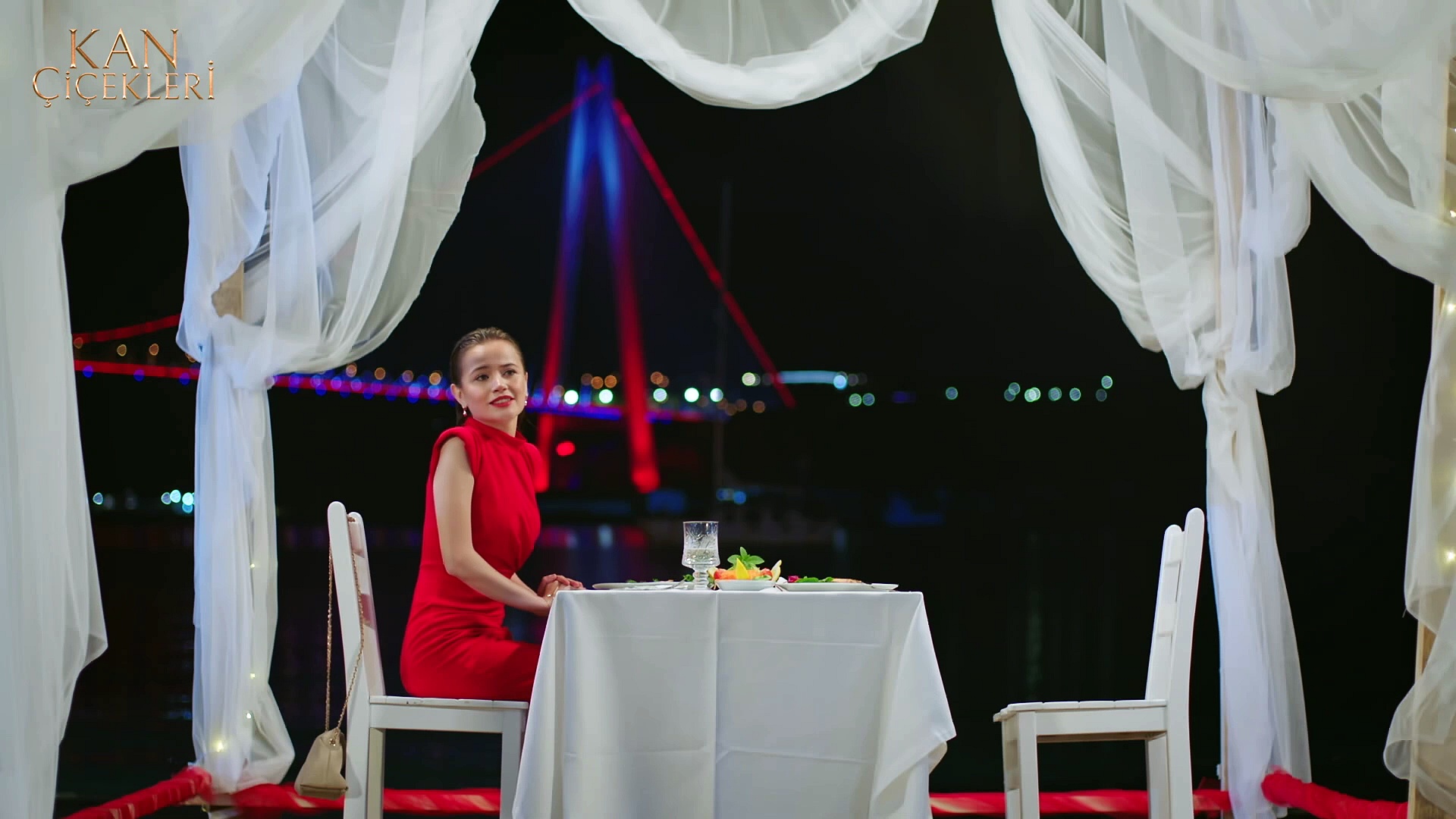 Kan Çiçekleri 348. Bölüm Sahneler