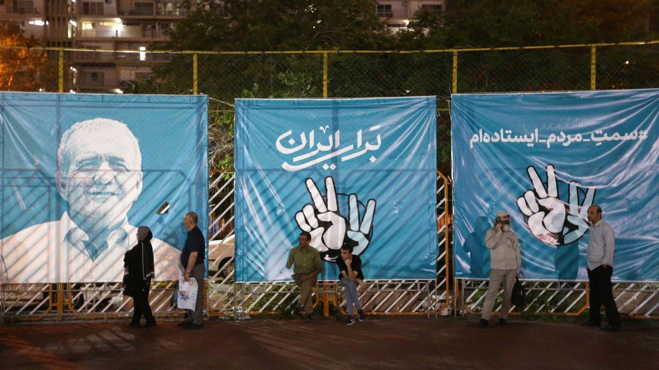 Präsidentenwahl im Iran in unruhigen Zeiten