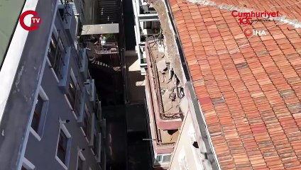 Bahçelievler’de binanın çatısında çökme yaşandı