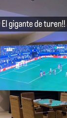 Rafael Dudamel celebra el triunfo de la Vinotinto