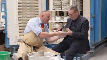 Keir Starmer stamps word ‘change’ on mug as he gets hands dirty making pottery