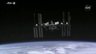 우주서 러시아 위성 분해...인근 국제우주정거장 비행사 대피 / YTN
