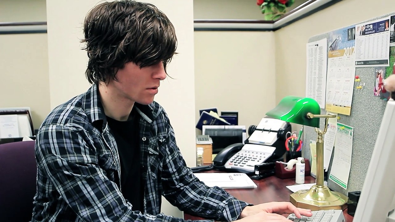 THE MATRIX PARODY (Neo Is Dumb)