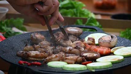 Entertainment satisfying relaxing video