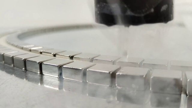 Experiment at -196°C, Quantum Levitation | Magnetic Games
