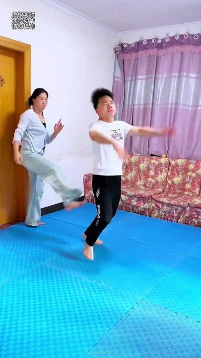 My wife is stronger than me 