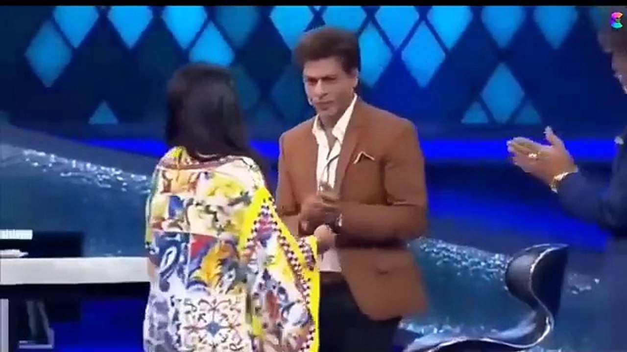 Sunil Grover as Amitabh Bachchan  _ Duplicate Amitabh Bachchan comedy _ Salman, Shahrukh & Rani M.