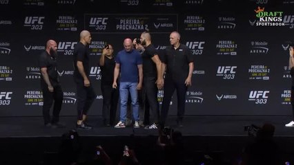 UFC 303 - Le face-à-face très respectueux entre Pereira et Prochazka