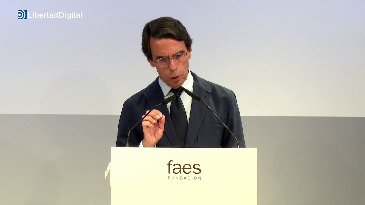 Aznar: "Ni olvido, ni fabrico falsos recuerdos"