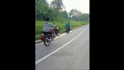 Ngakak,kocak kelakuan warga +62