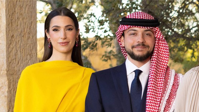 GALA VIDEO - PHOTO - Rania de Jordanie bientôt grand-mère : sa belle-fille Rajwa affiche son joli ventre rond