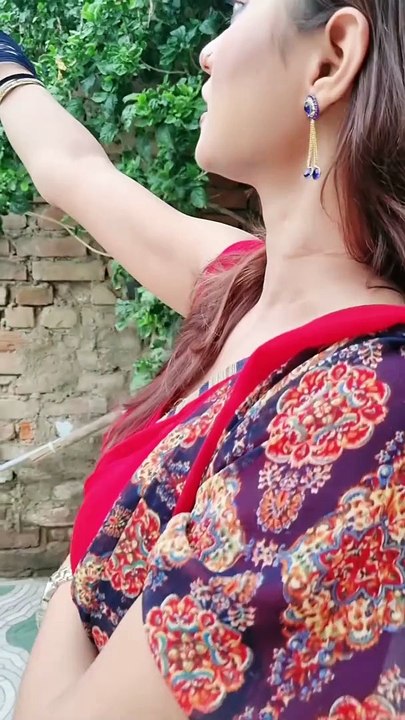 vlogging v ni krne dete yr   #ananya_actress #reels #video #viral #view #instagood #instagramreels #instagram #reelsinstagram #husband_wife #husbandwifecomedy #comedy #foryou #funnyvideos